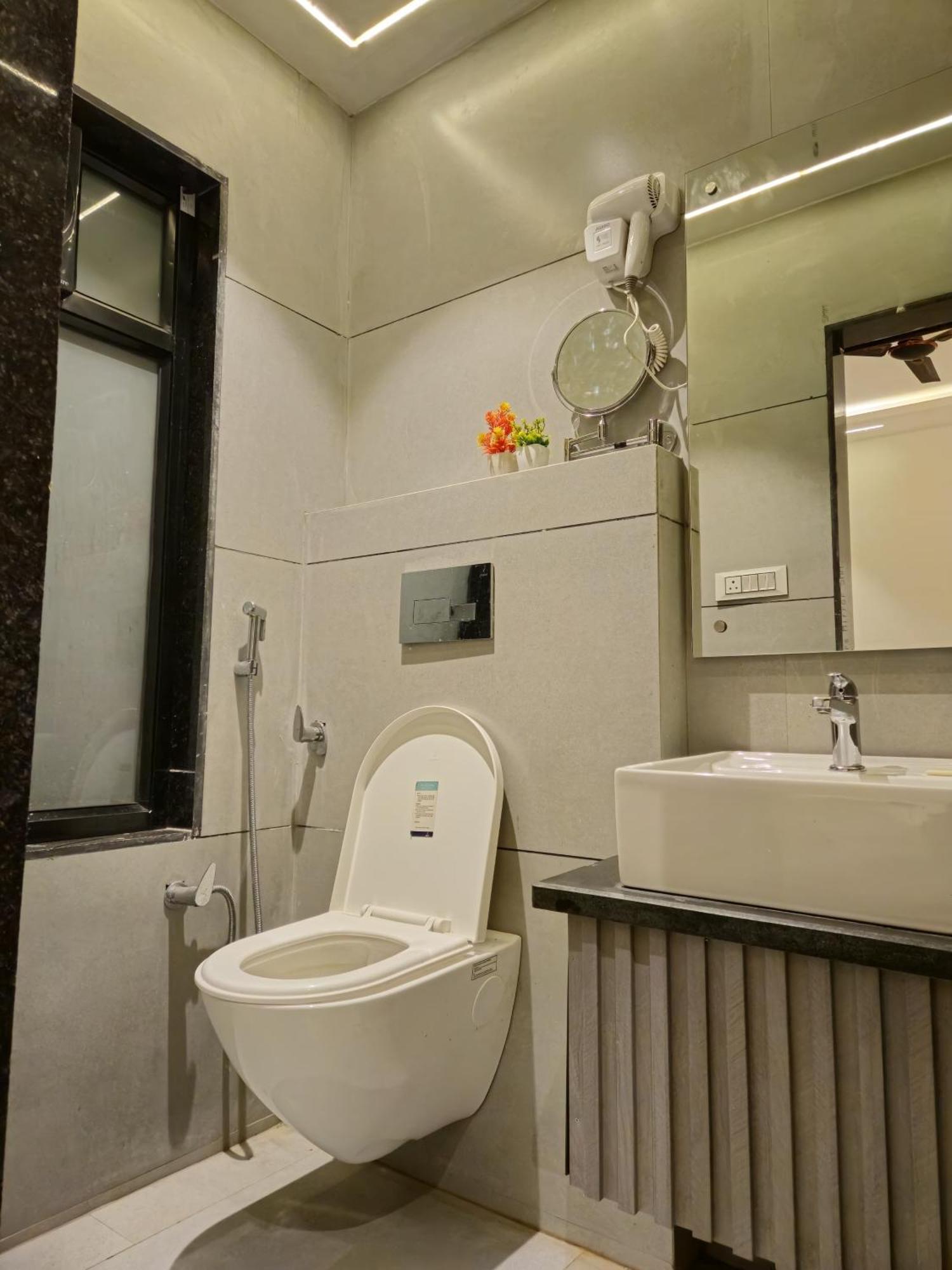 Hotel Royal Orchid Aligarh Kültér fotó